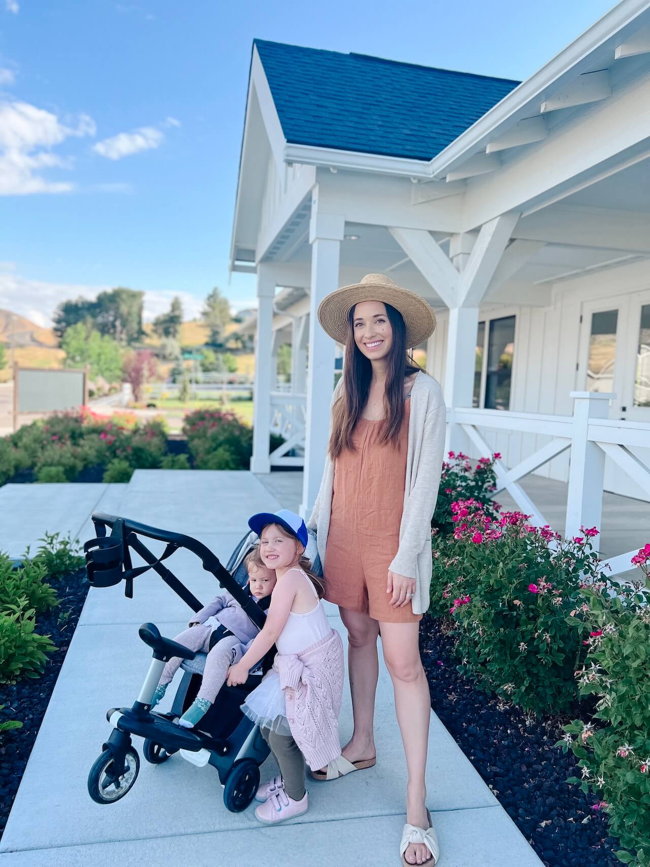 neighborhood walks - M Loves M @marmar