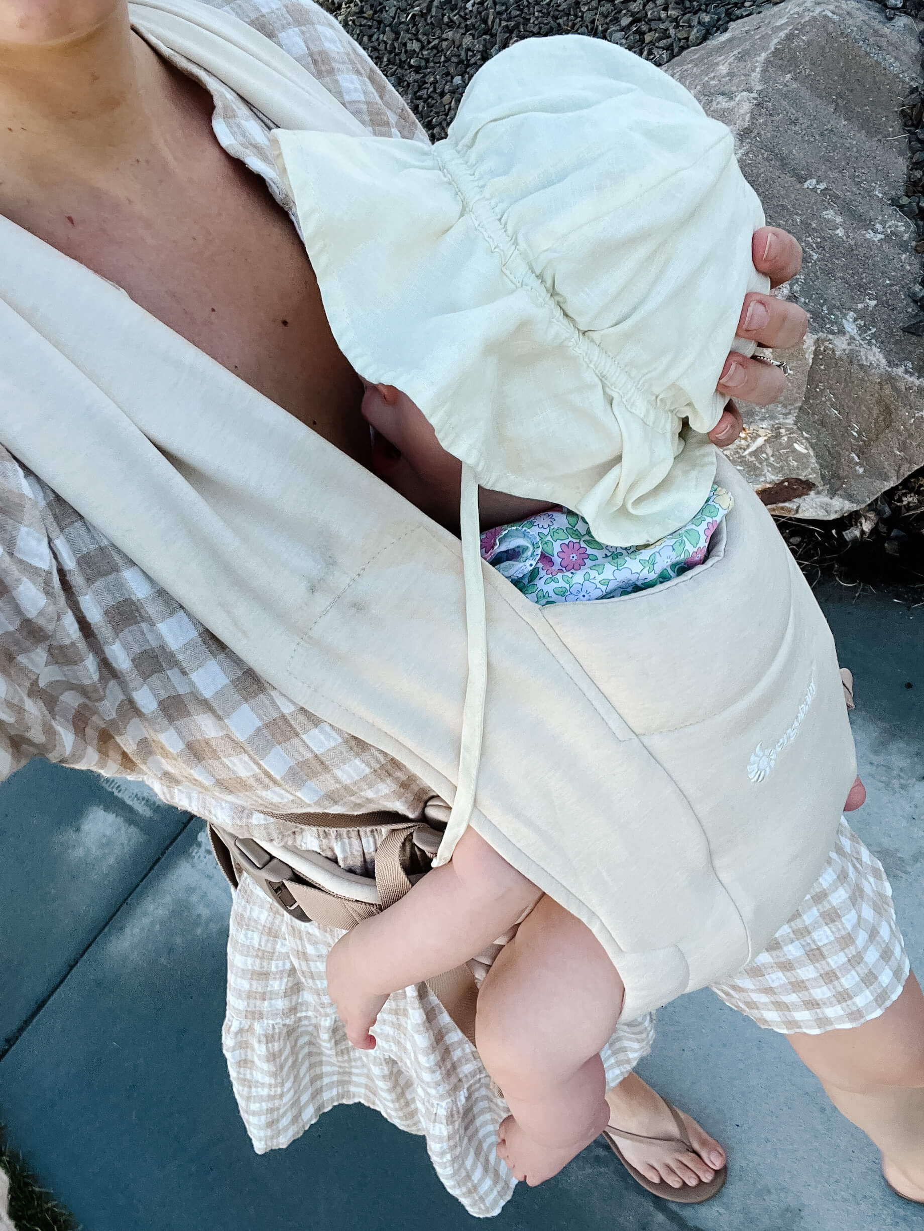 best baby carrier - M Loves M @Marmar